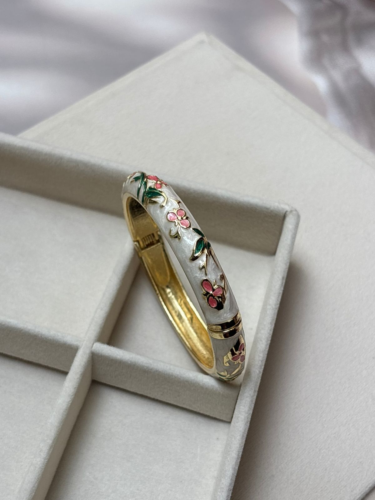ENAMEL KADA BANGLE -NF094