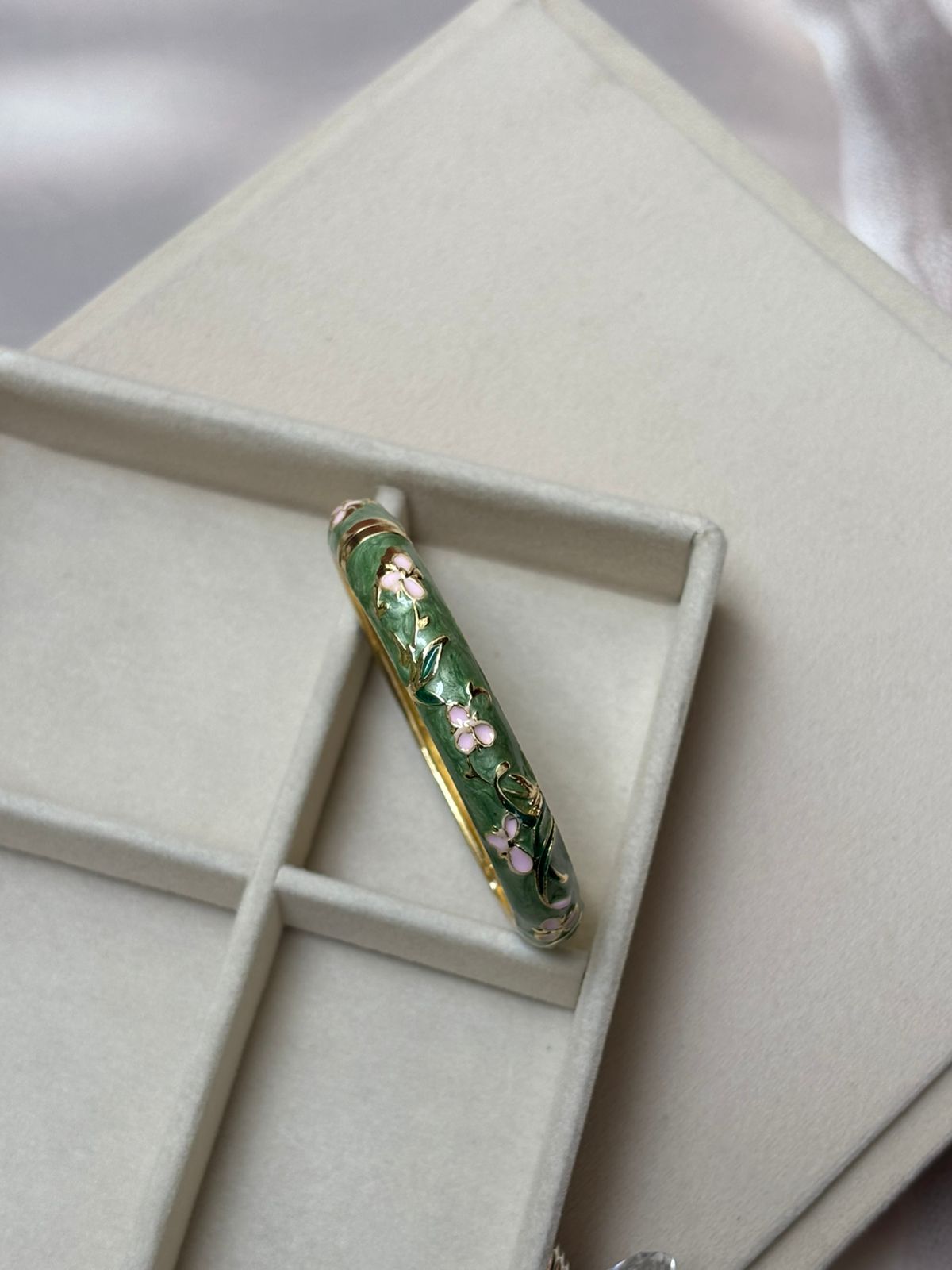 ENAMEL KADA BANGLE -NF096