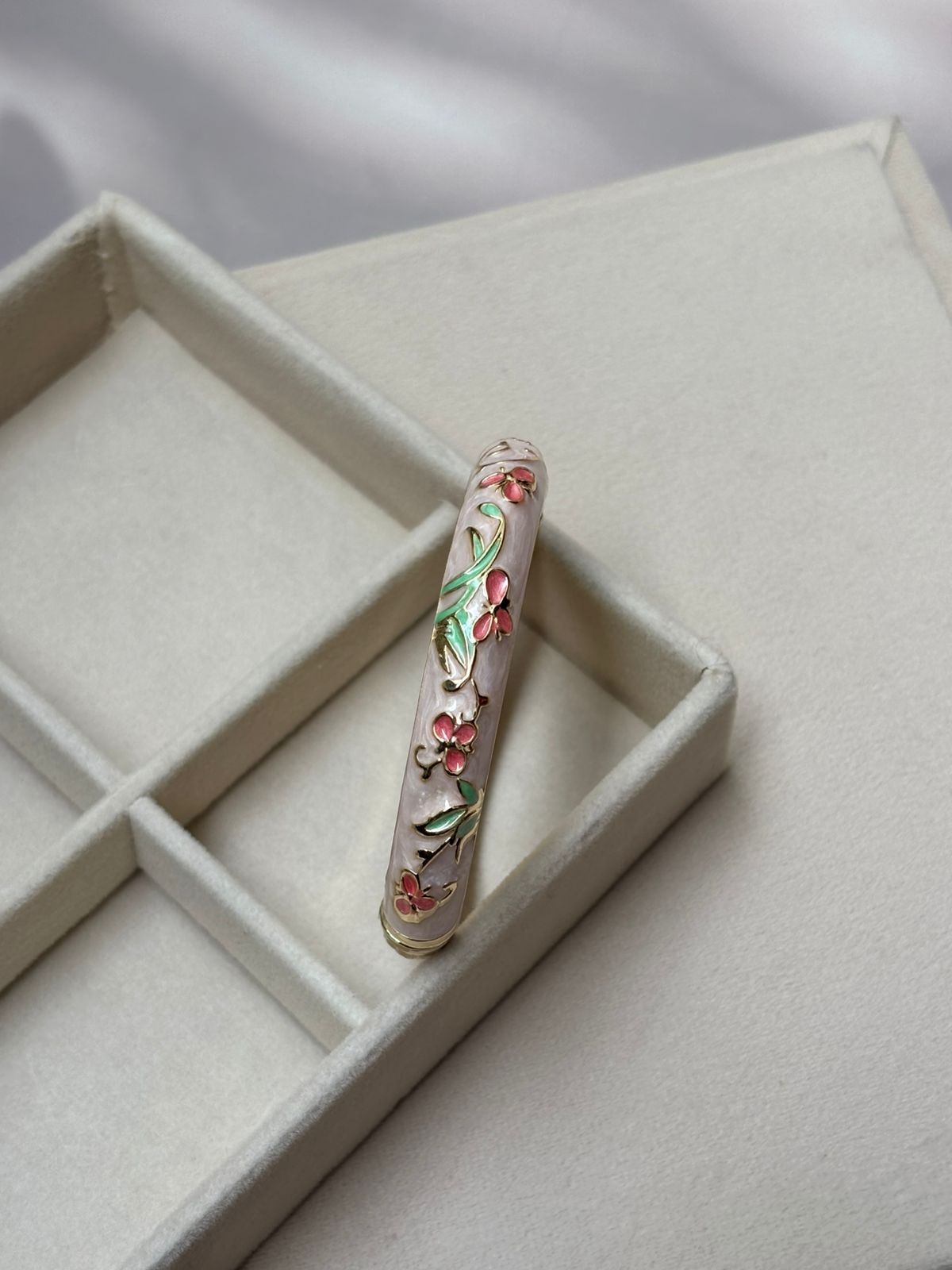 ENAMEL KADA BANGLE -NF098