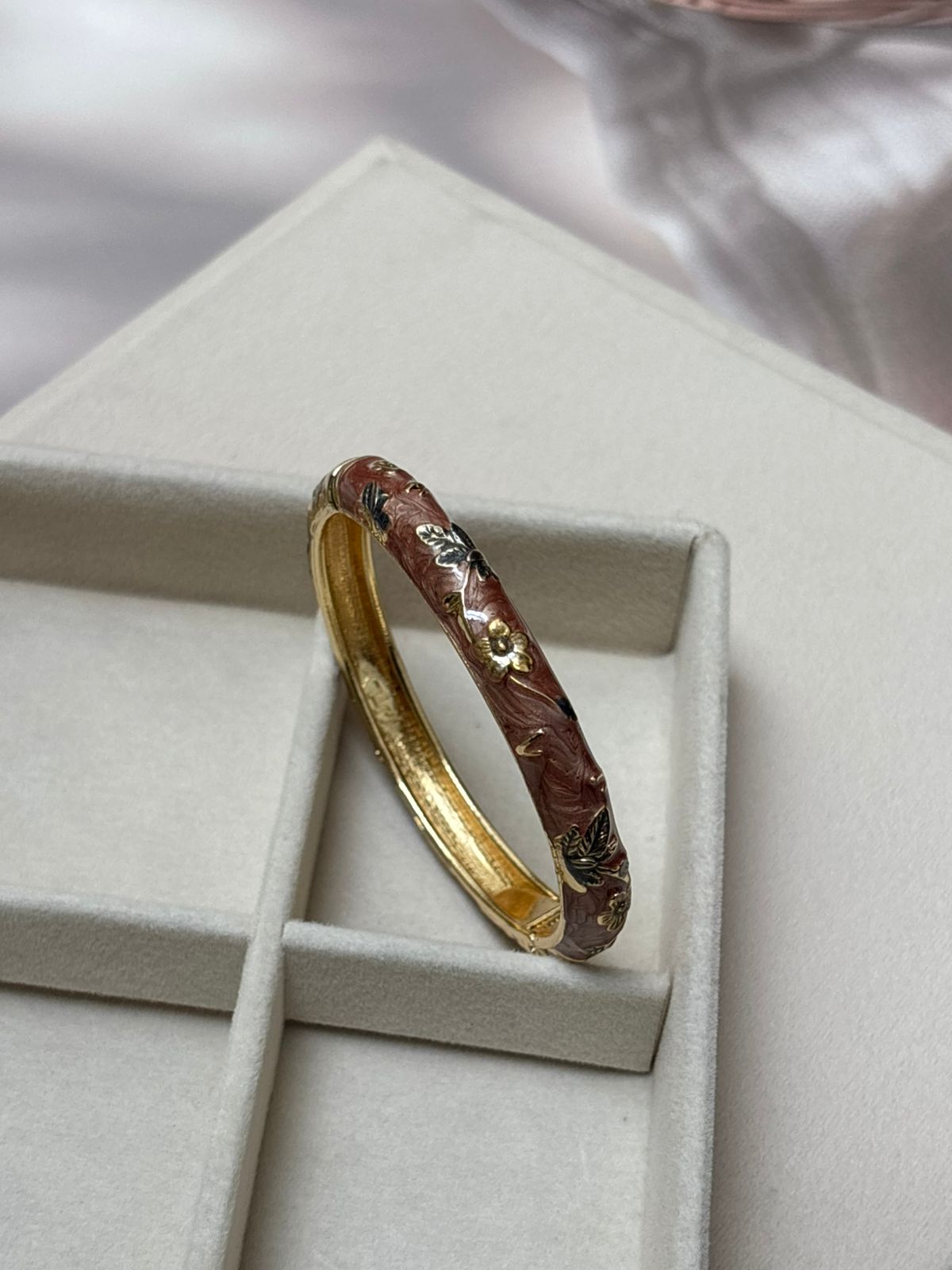 ENAMEL KADA BANGLE -NF099