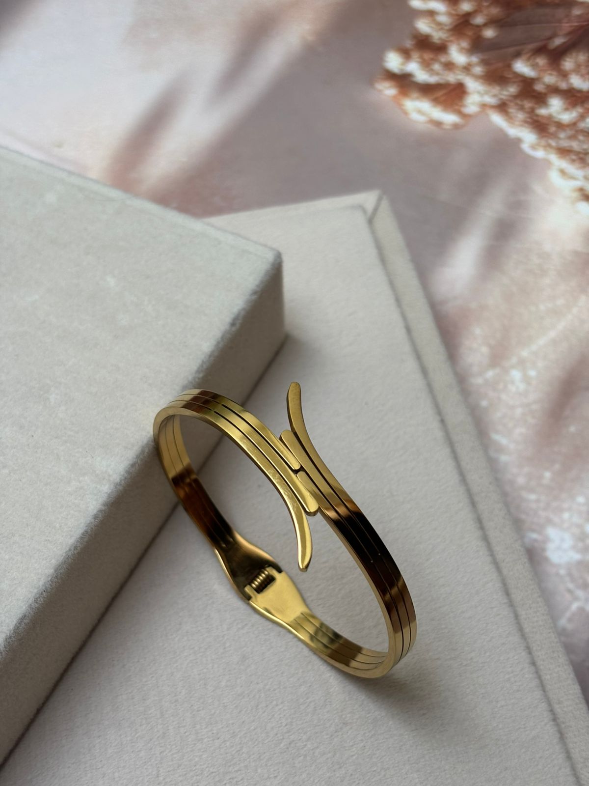 KADA BRACELET -YJ075