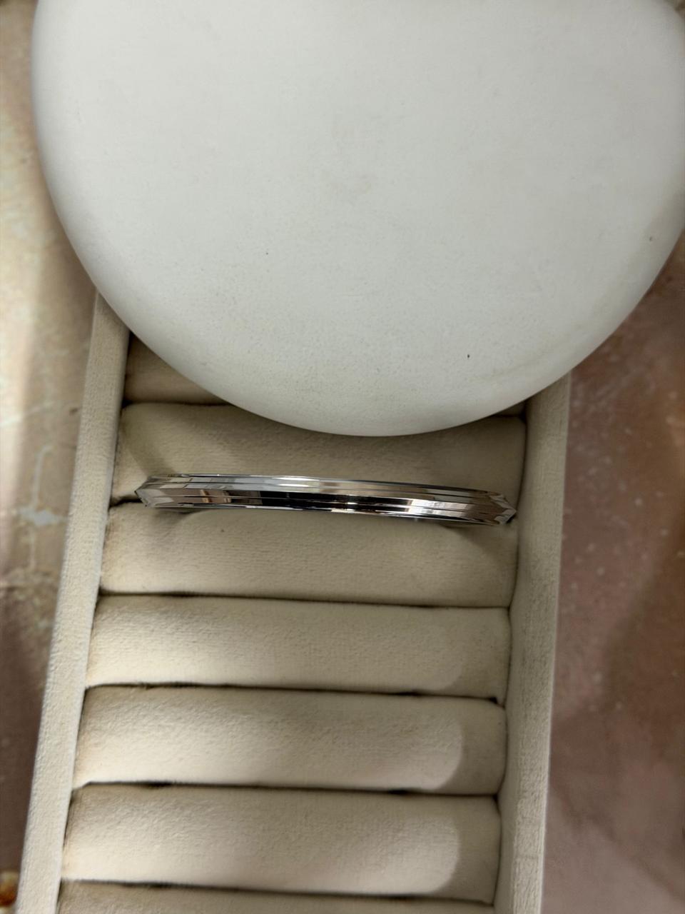 Mens kada 04