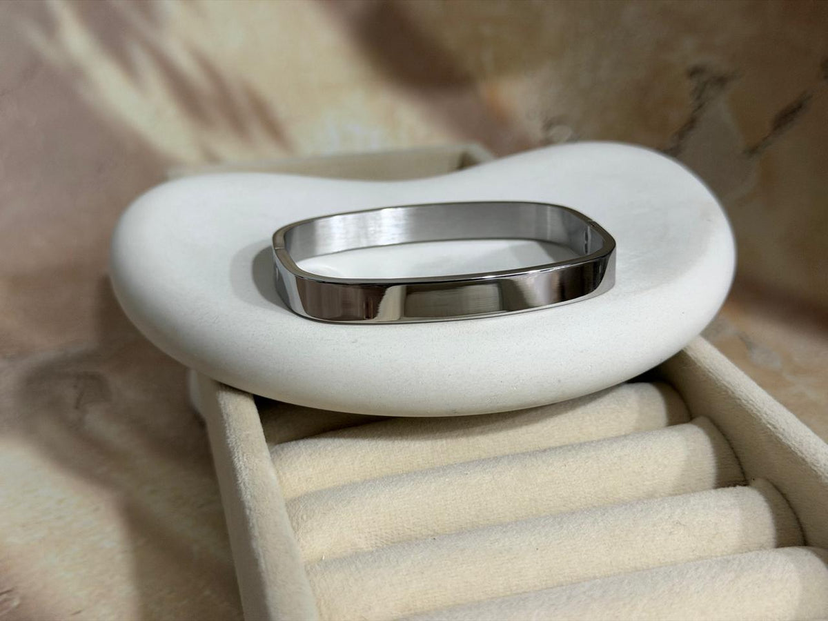 Mens Kada 08
