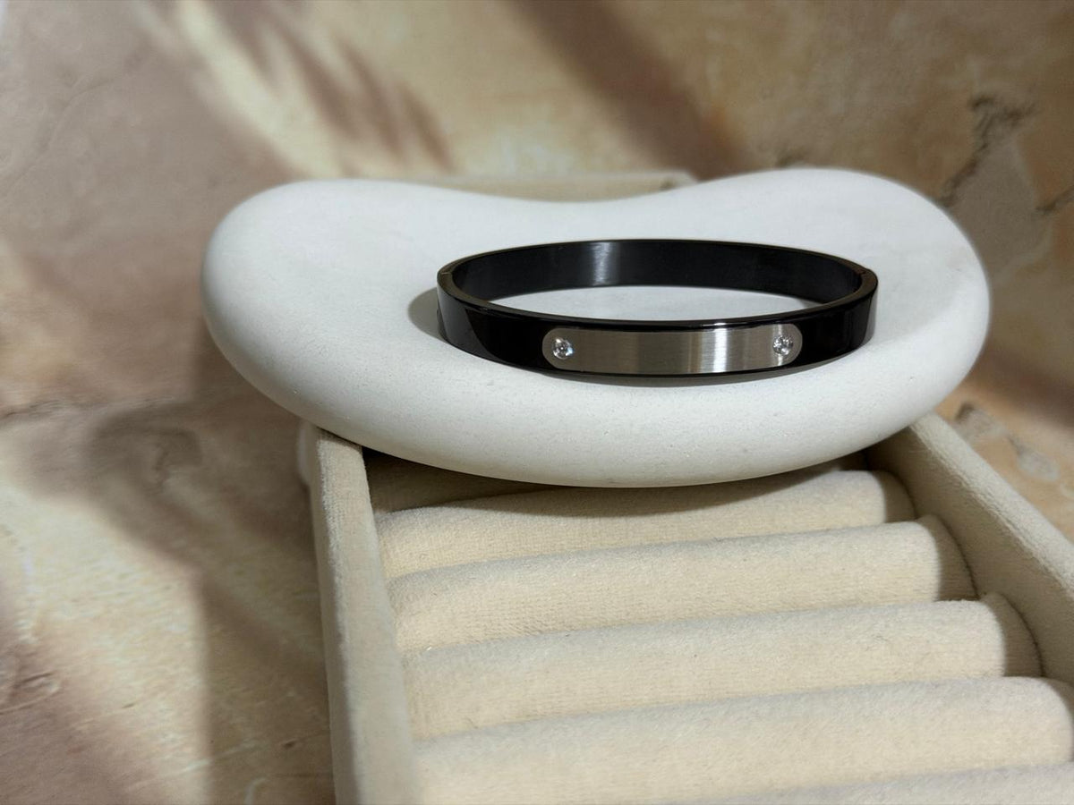 Mens kada 010