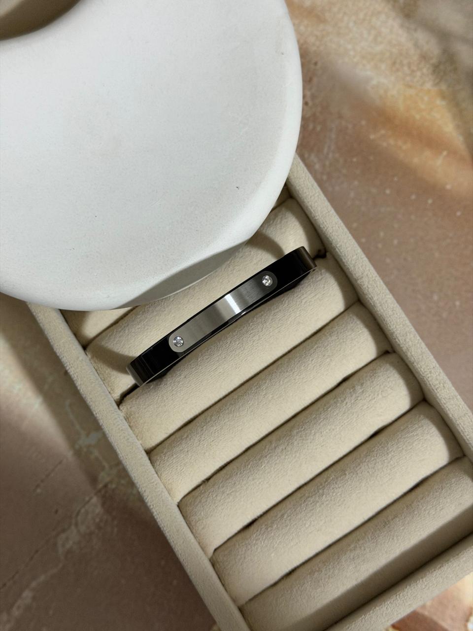 Mens kada 010
